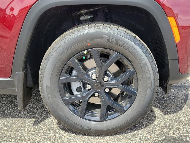 2026 Jeep Grand Cherokee Altitude 4x4