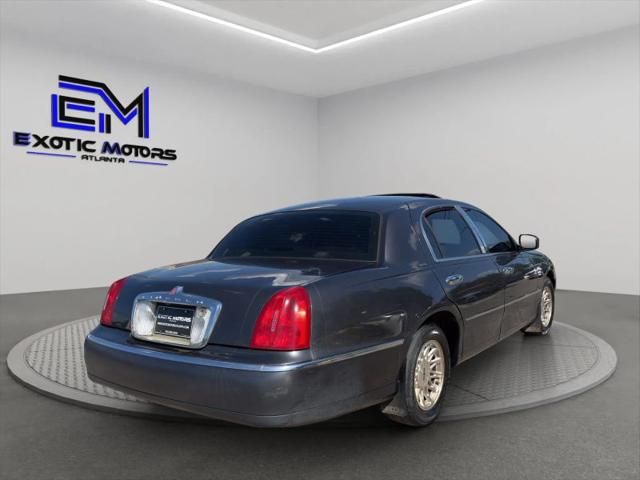 1998 Lincoln Town Car Signature