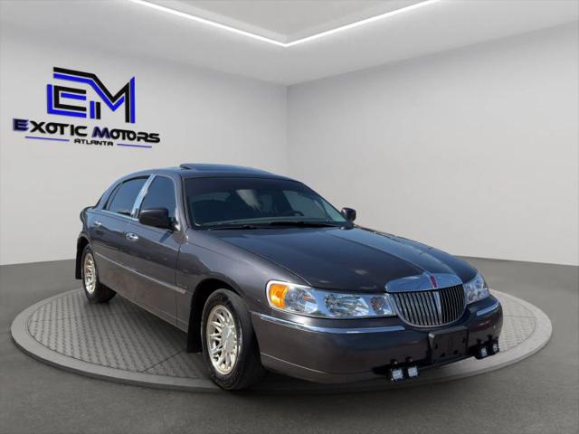1998 Lincoln Town Car Signature