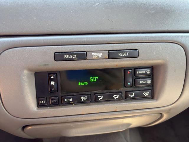 1998 Lincoln Town Car Signature