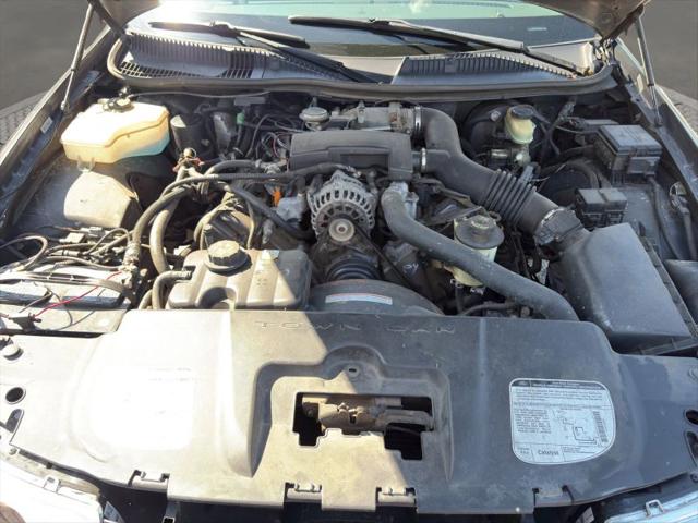 1998 Lincoln Town Car Signature