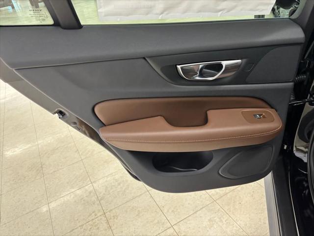 2026 Volvo V60 Cross Country Plus, B5 AWD Gas (mild hybrid)