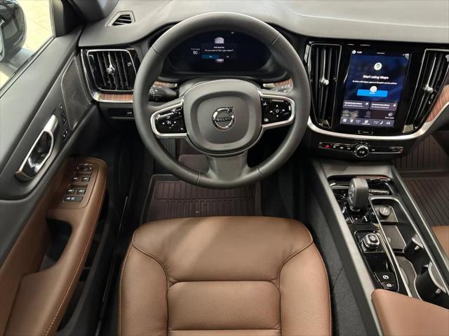 2026 Volvo V60 Cross Country Plus, B5 AWD Gas (mild hybrid)