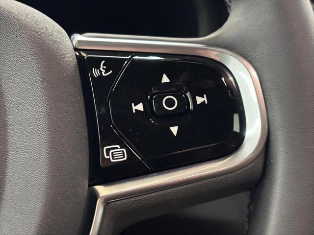 2026 Volvo V60 Cross Country Plus, B5 AWD Gas (mild hybrid)