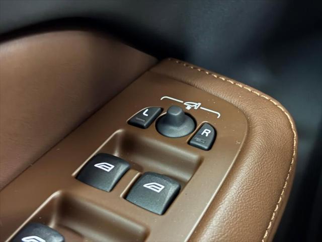 2026 Volvo V60 Cross Country Plus, B5 AWD Gas (mild hybrid)