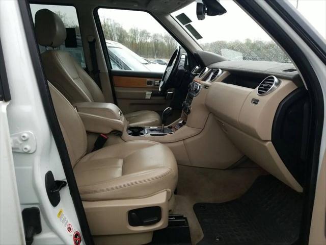 2011 Land Rover LR4 LUX
