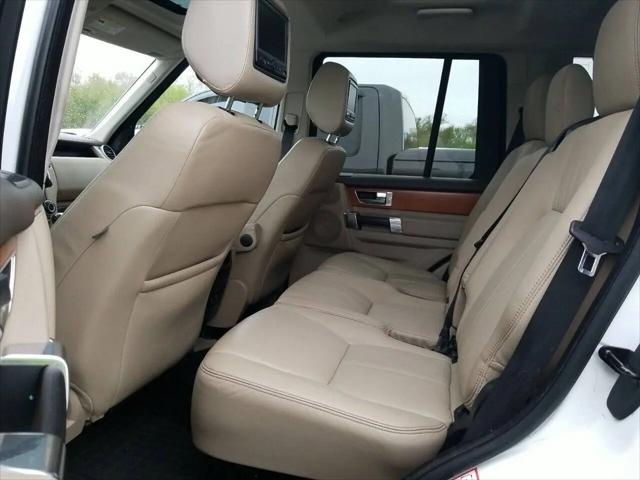 2011 Land Rover LR4 LUX