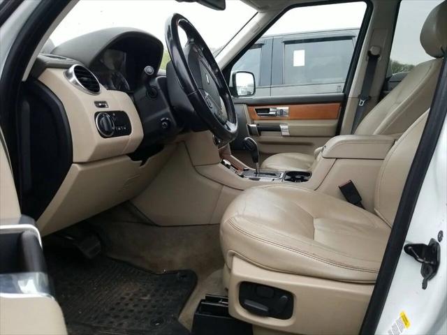 2011 Land Rover LR4 LUX