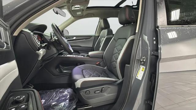 2026 Volkswagen Atlas Peak Edition