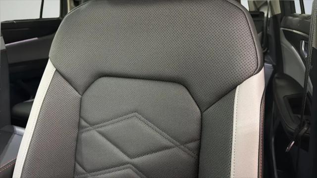 2026 Volkswagen Atlas Peak Edition