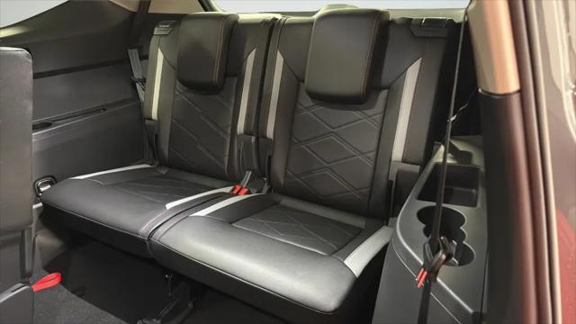 2026 Volkswagen Atlas Peak Edition