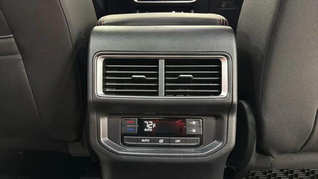 2026 Volkswagen Atlas Peak Edition