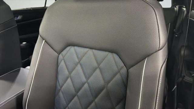2026 Volkswagen Atlas Cross Sport SEL Premium R-Line