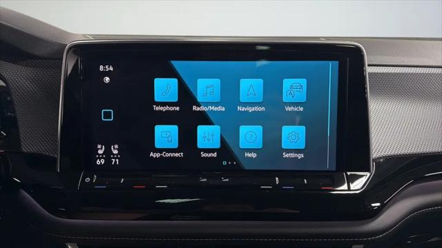 2026 Volkswagen Atlas Cross Sport SEL Premium R-Line