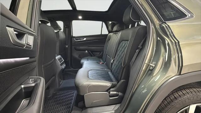 2026 Volkswagen Atlas Cross Sport SEL Premium R-Line
