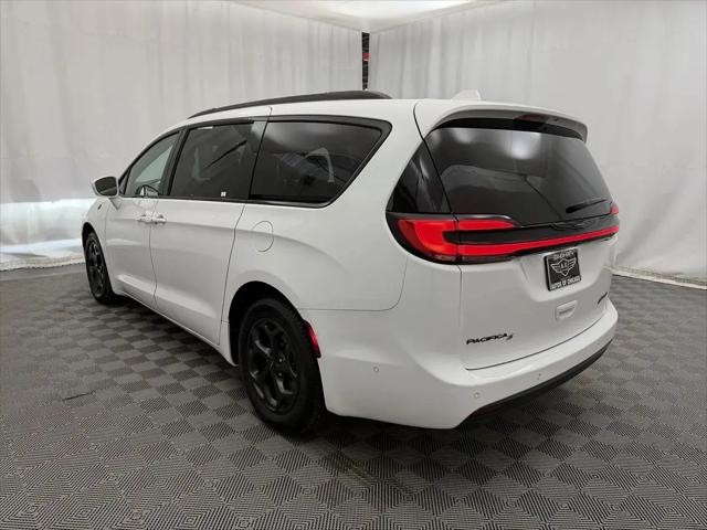 2021 Chrysler Pacifica Hybrid Limited