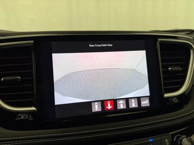 2021 Chrysler Pacifica Hybrid Limited