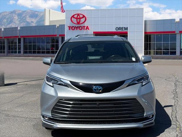 2023 Toyota Sienna Platinum