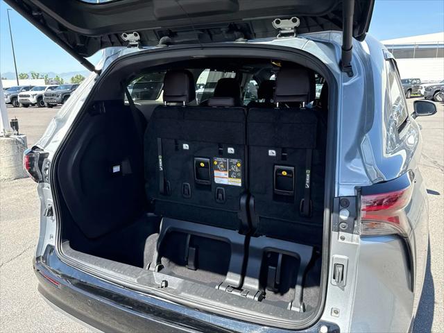 2023 Toyota Sienna Platinum