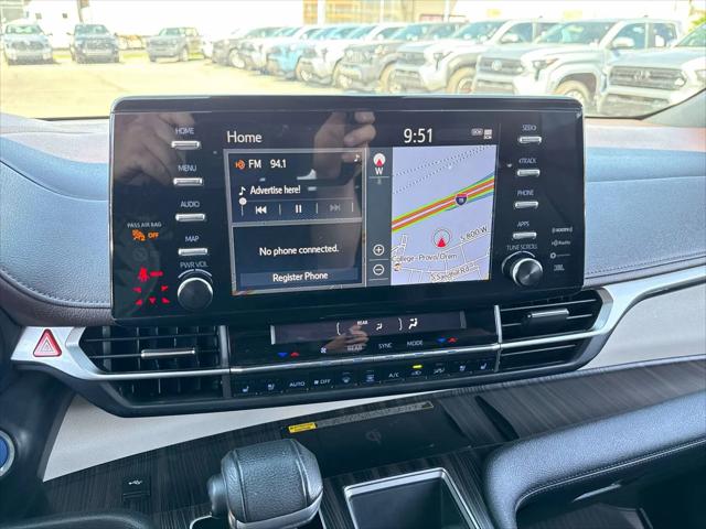 2023 Toyota Sienna Platinum
