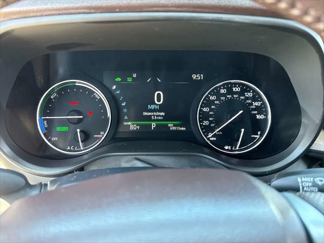 2023 Toyota Sienna Platinum