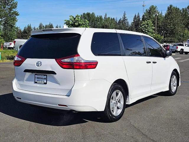 2019 Toyota Sienna L 7 Passenger
