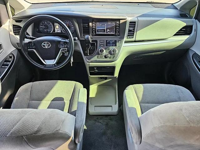 2019 Toyota Sienna L 7 Passenger