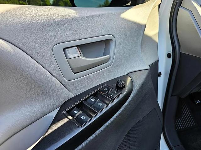 2019 Toyota Sienna L 7 Passenger