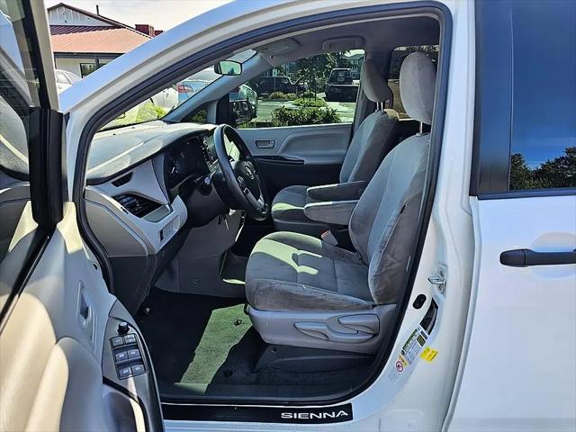 2019 Toyota Sienna L 7 Passenger