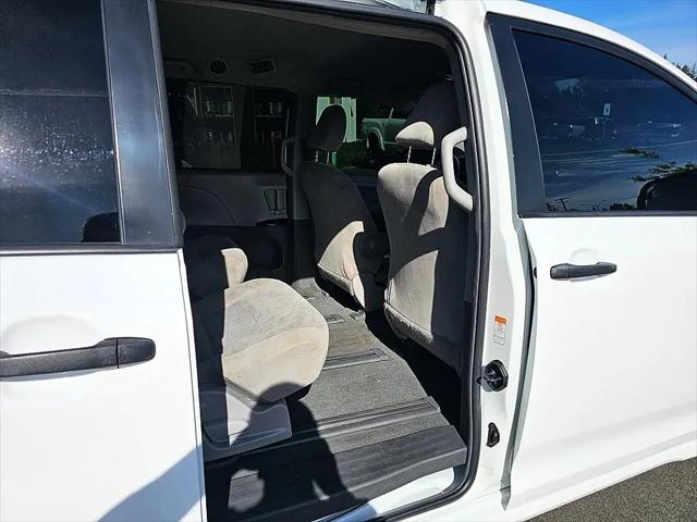 2019 Toyota Sienna L 7 Passenger