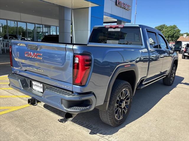2025 GMC Sierra 2500HD 4WD Crew Cab Standard Bed Denali