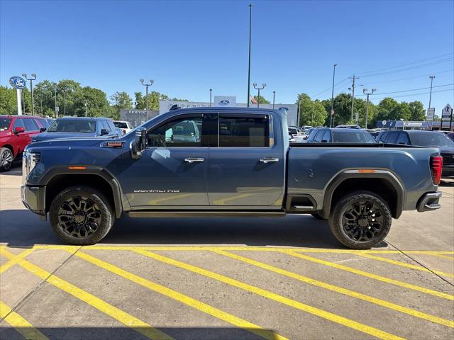 2025 GMC Sierra 2500HD 4WD Crew Cab Standard Bed Denali