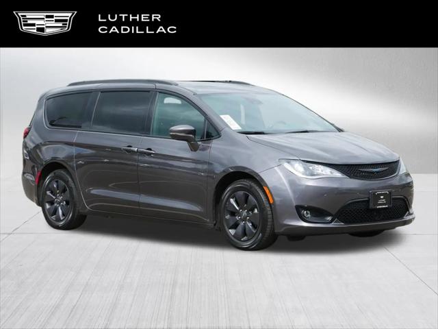 2020 Chrysler Pacifica Hybrid Limited for sale in Vadnais Heights, MN