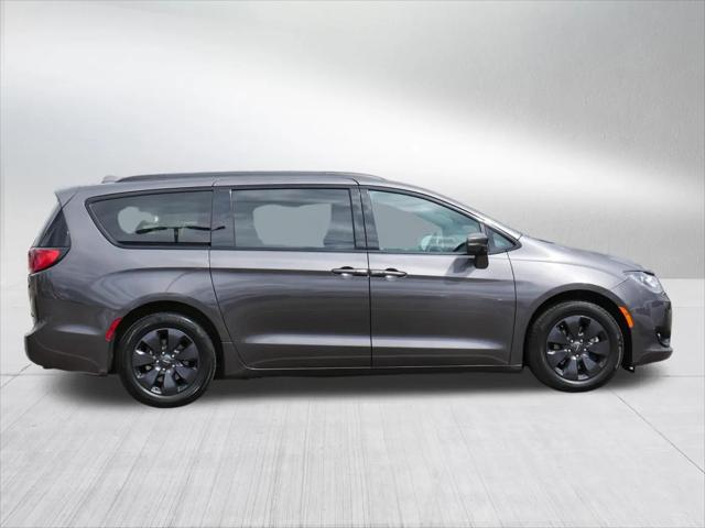 2020 Chrysler Pacifica Hybrid Limited