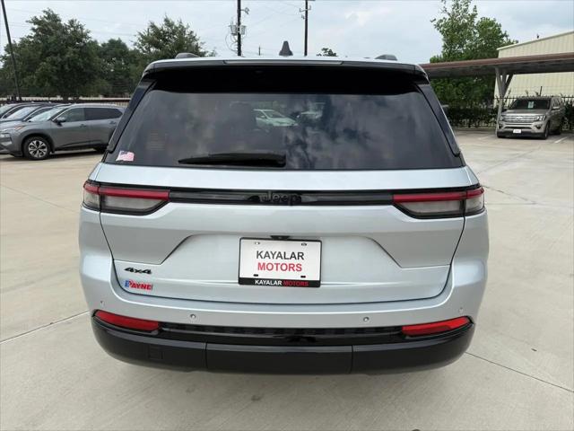 2022 Jeep Grand Cherokee Altitude 4x4