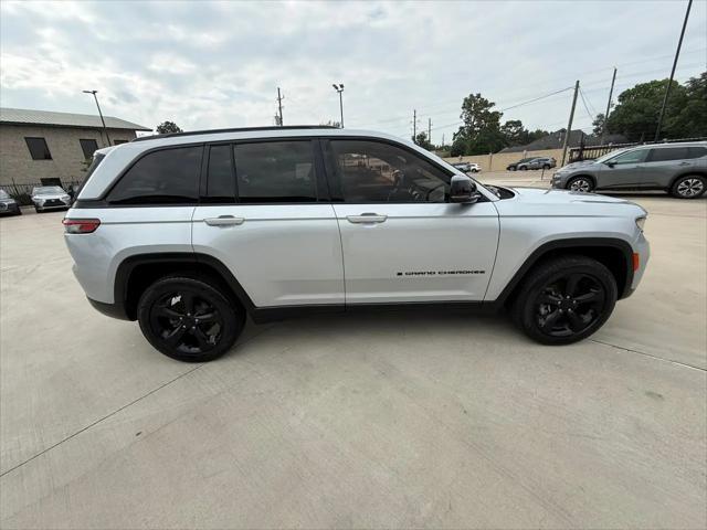 2022 Jeep Grand Cherokee Altitude 4x4