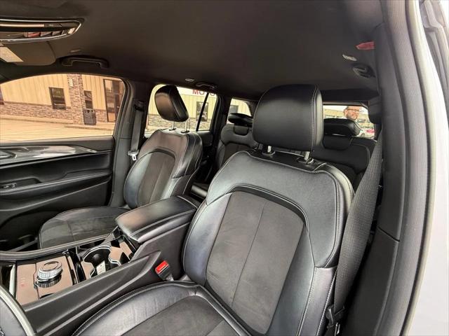 2022 Jeep Grand Cherokee Altitude 4x4