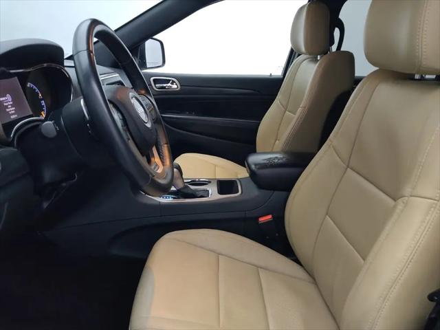 2017 Jeep Grand Cherokee Laredo 4x2