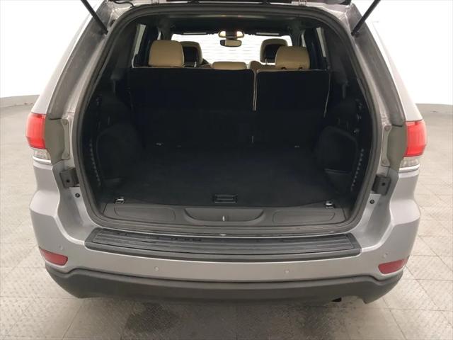 2017 Jeep Grand Cherokee Laredo 4x2