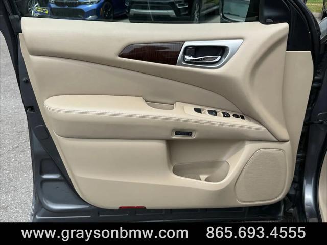 2015 Nissan Pathfinder Platinum