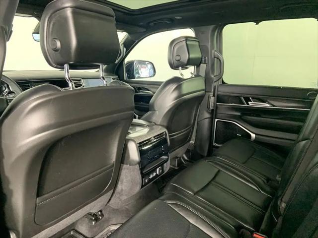 2023 Jeep Wagoneer Series III 4x4