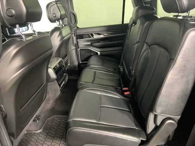 2023 Jeep Wagoneer Series III 4x4
