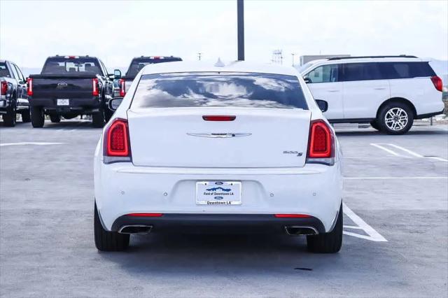 2016 Chrysler 300 300S