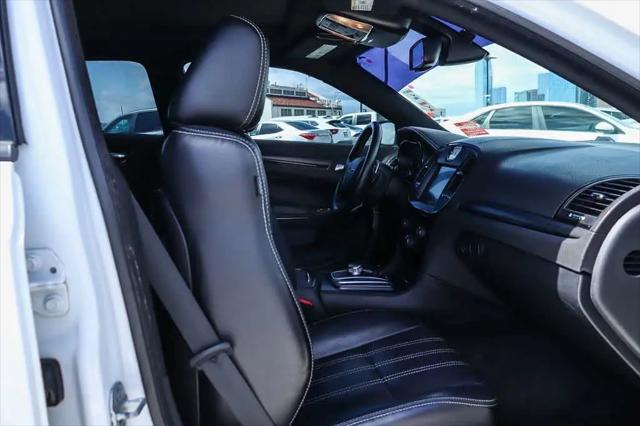 2016 Chrysler 300 300S