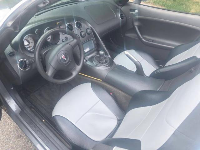 2007 Pontiac Solstice Base