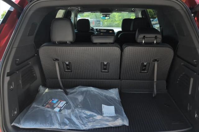 2026 Chevrolet Traverse FWD LT