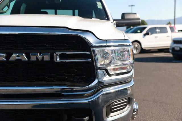 2022 Ram 3500 Tradesman Crew Cab 4x4 8' Box
