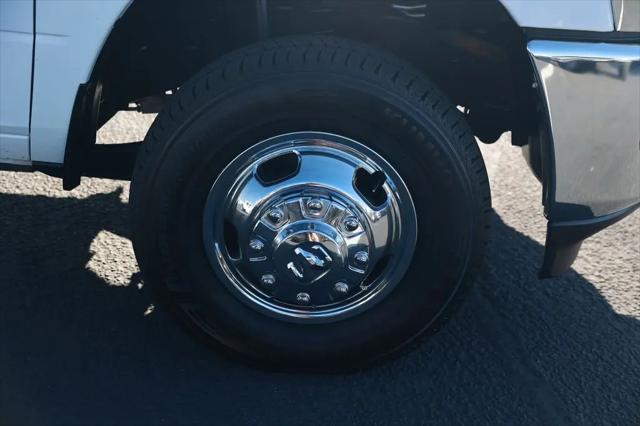 2022 Ram 3500 Tradesman Crew Cab 4x4 8' Box
