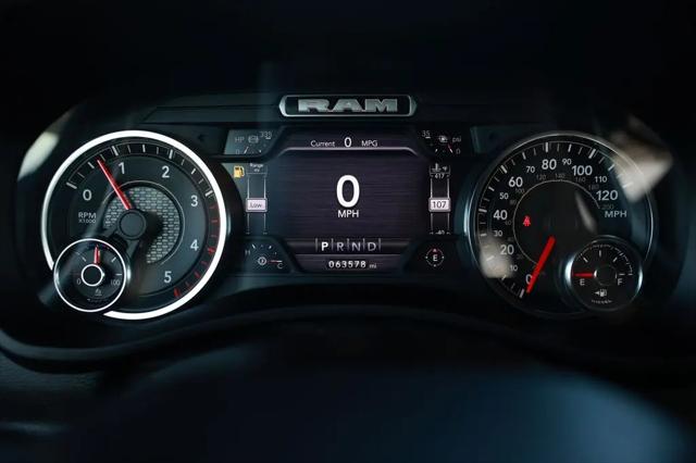 2022 Ram 3500 Tradesman Crew Cab 4x4 8' Box