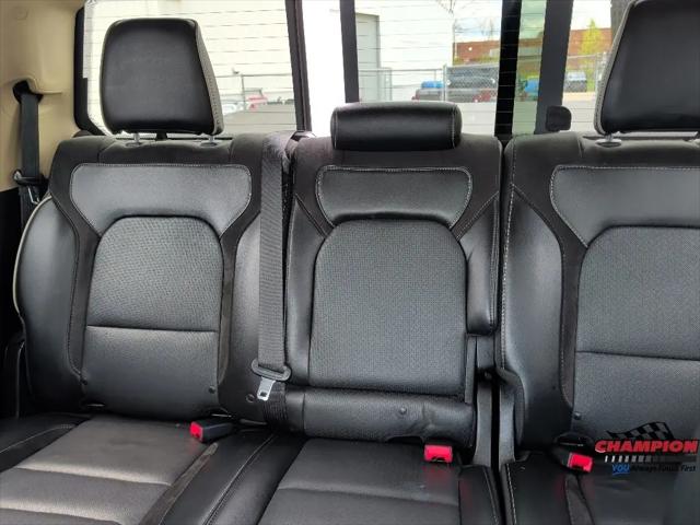 2019 Ram 1500 Laramie Crew Cab 4x4 5'7" Box